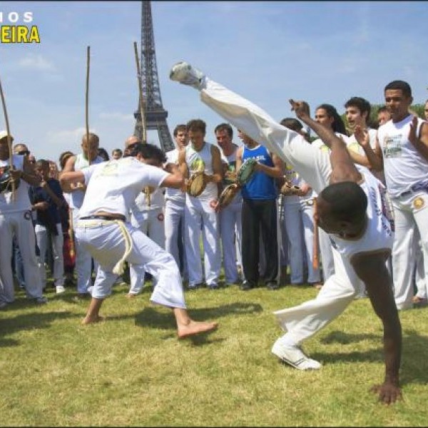 Cours adultes - Vamos Capoera Paris
