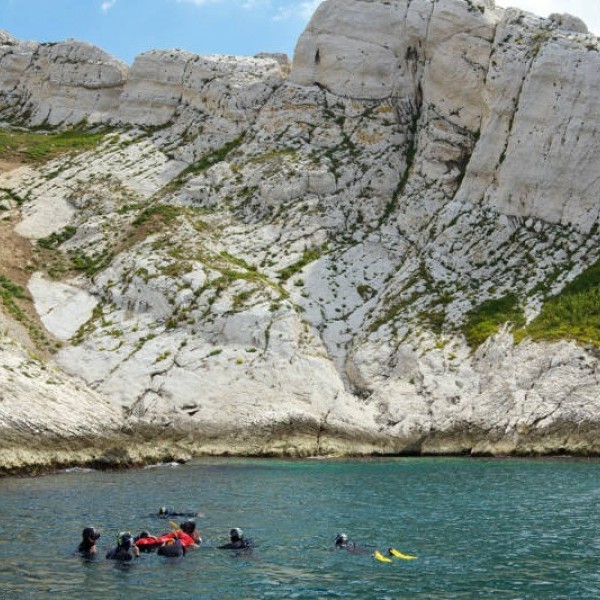 Balade Palmée (snorkeling) dans les calanques