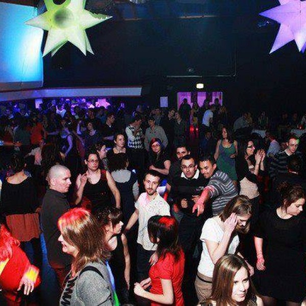 COMPLEXE 85