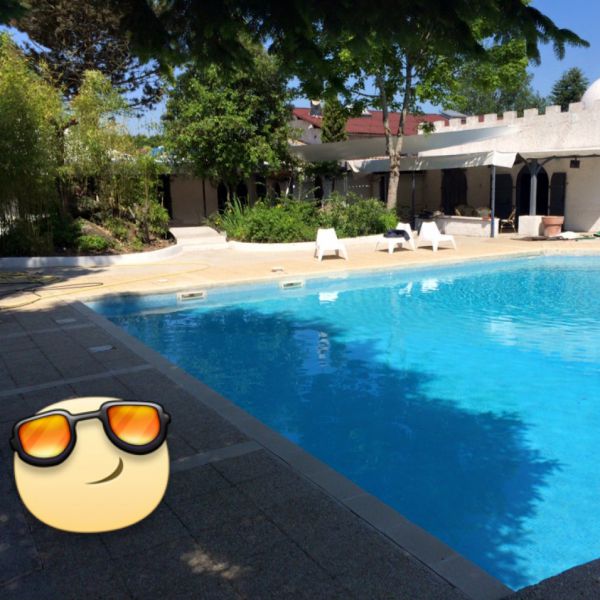 VENTE DE TICKETS UNIQUEMENT SUR PLACE ⍜ POOL PARTY ⍜