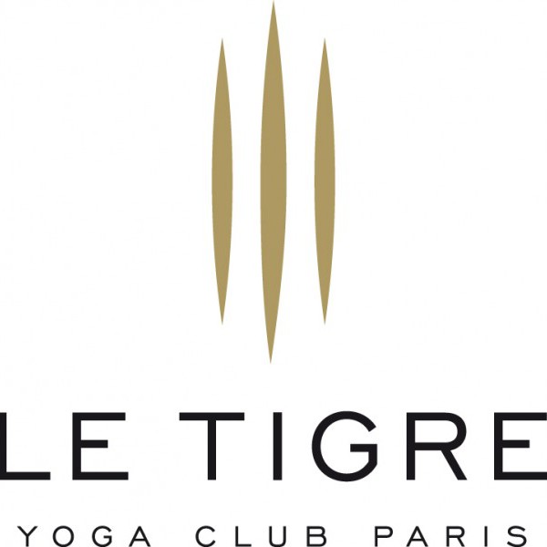 Cours adulte de Yin Yoga, par Anne-Gaëlle Guillot du Tigre Yoga Club pour la ELLE RUN MARIONNAUD