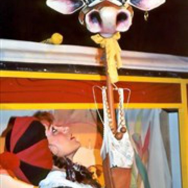 L'hippopotame amoureux d'une girafe