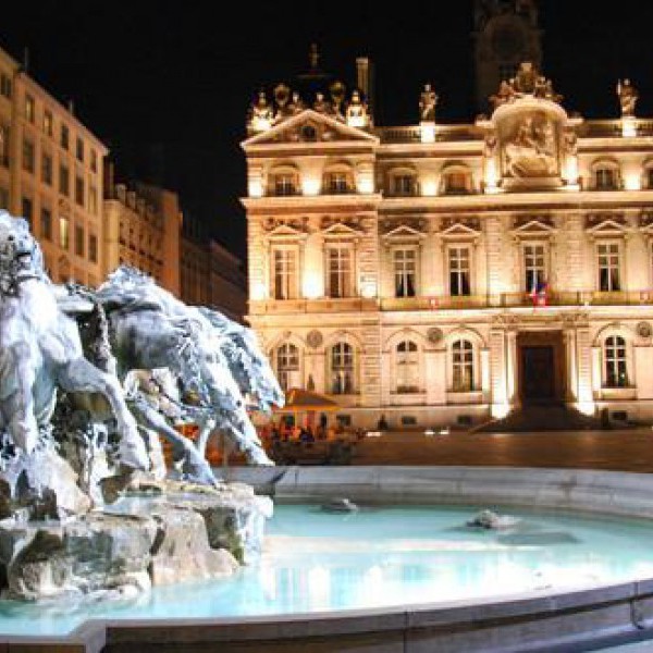 Soirée speed dating à Lyon (20 - 45 ans et +)