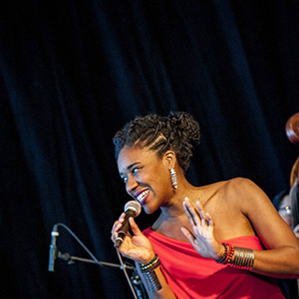 TRICIA EVY présente « Ella & Basie Volume II »