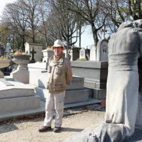 Visite du Père Lachaise avec Les NécroRomantiques & Thierry Le Roi