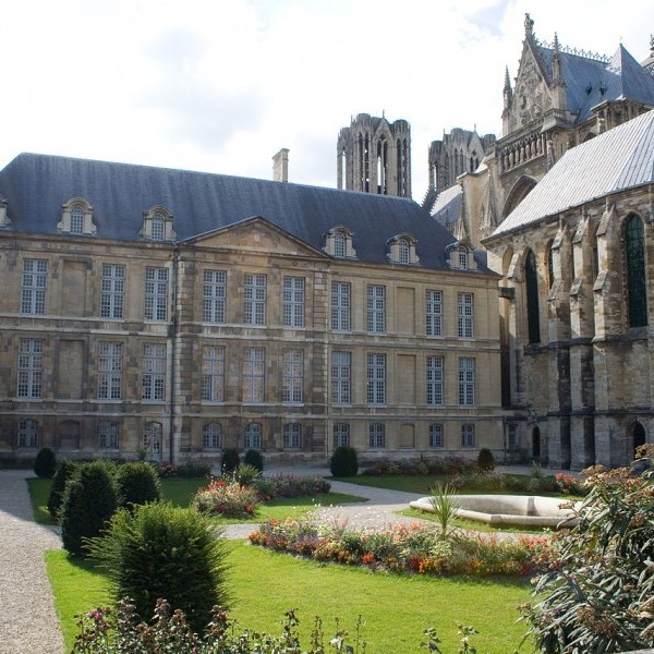 Visite du Palais du Tau à Reims - Billet coupe file