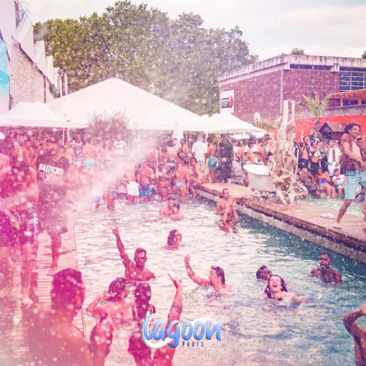 Lagoon Big Pool Party