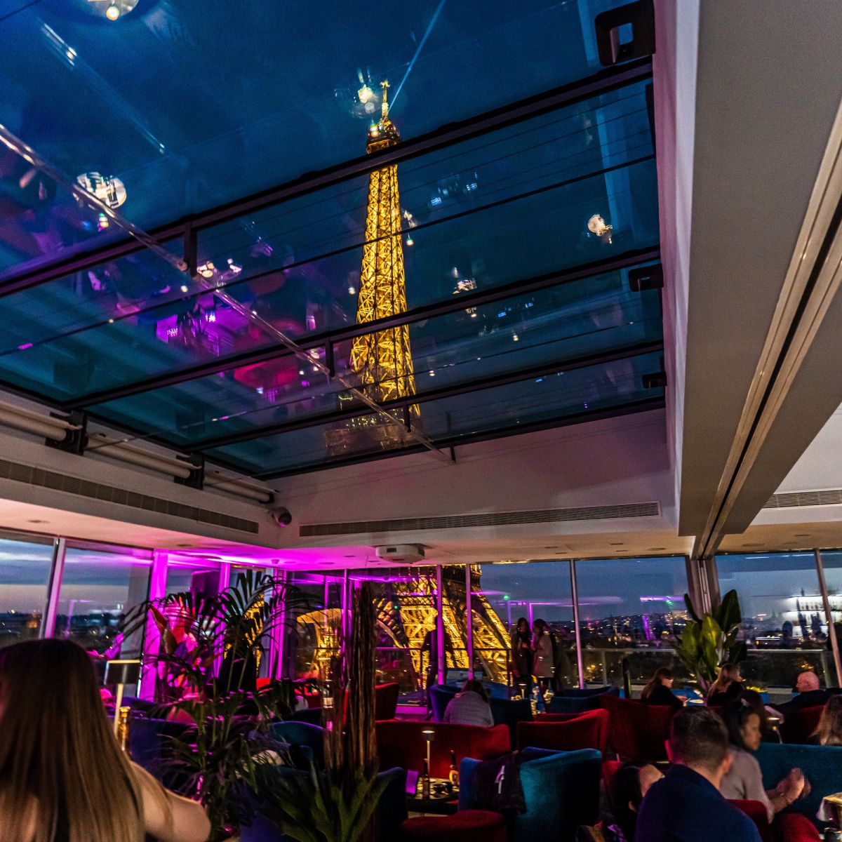 Fête du Nouvel An à Paris - Vue Tour Eiffel