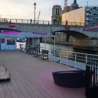 DREAM BOAT PARTY NEW YEAR 2026 TOUR EIFFEL MAGIQUE ET EXCEPTIONNEL