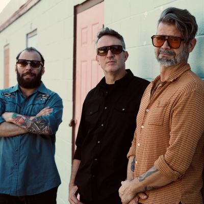 WILD BLUZ COLLISION ( CHARB-ON + FREAKY BUDS )