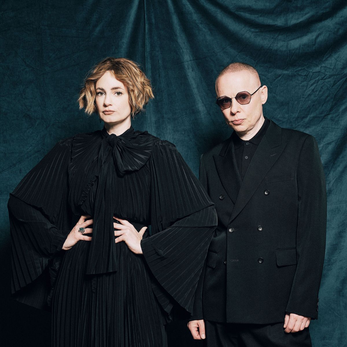 HOOVERPHONIC + guest