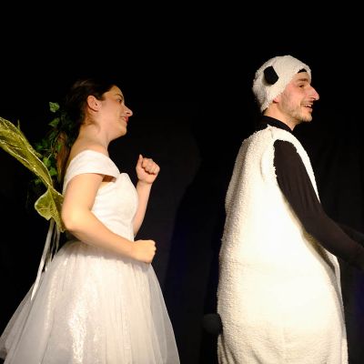 Azalée et la graine dorée